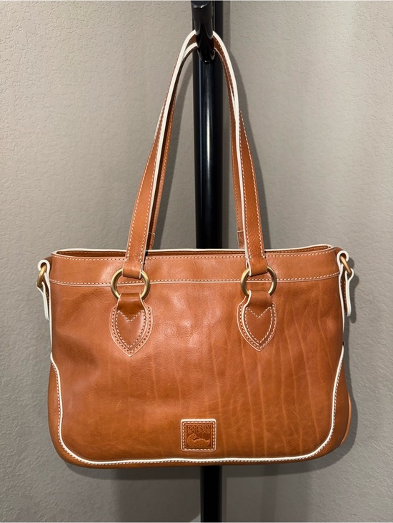 Dooney & Bourke Handbags - Dooney & Bourke Natural Florentine Edge Shopper NWT